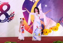 Học sinh mầm non quốc tế tỏa sáng cùng mẹ trên sân khấu catwalk độc lạ