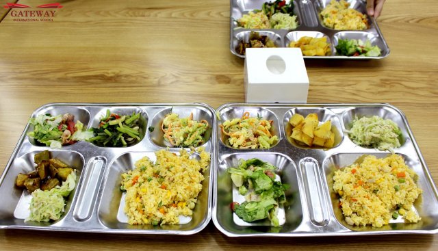 Sakura Montessori và Gateway đảm bảo dinh dưỡng an toàn cho học sinh trước dịch lợn