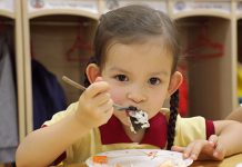 Sakura Montessori và Gateway đảm bảo dinh dưỡng an toàn cho học sinh trước dịch lợn Sakura Montessori và Gateway đảm bảo dinh dưỡng an toàn cho học sinh trước dịch lợn