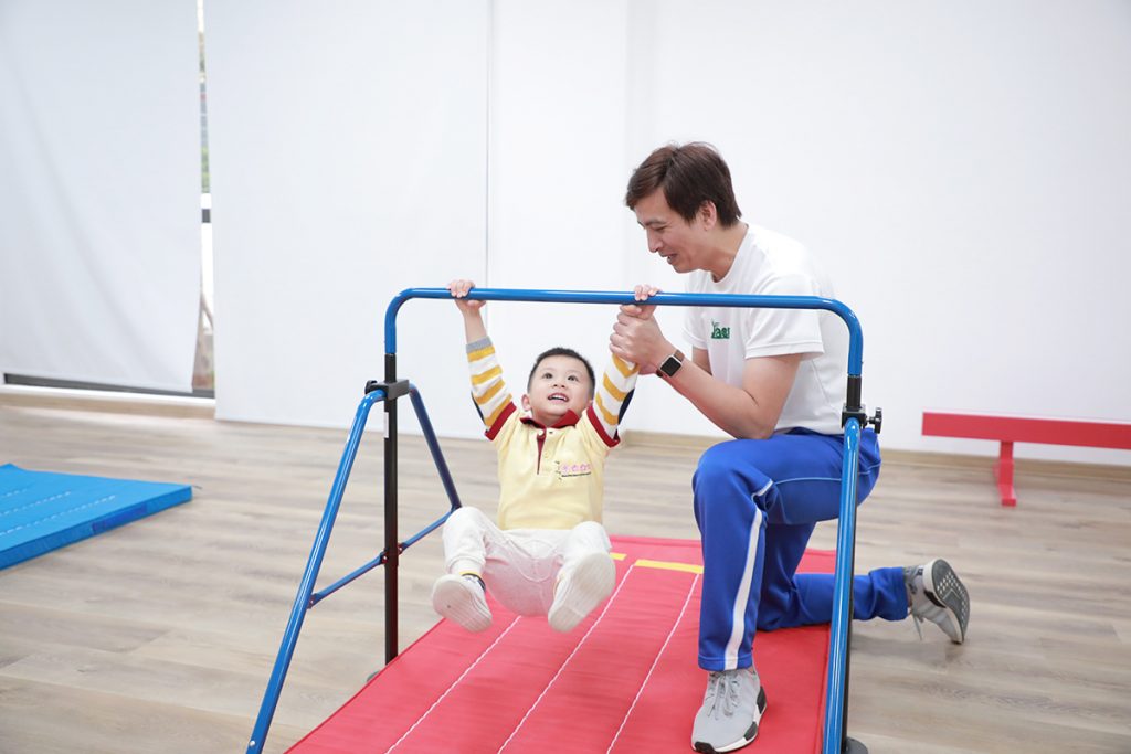 Chuyên gia Nhật Bản “mách” ba mẹ bí quyết phát triển thể chất tối ưu cho trẻ