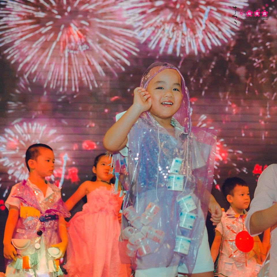 ''Be your own sun" - Khi mỗi SMISers Lương Yên tỏa sáng như "mặt trời nhỏ”