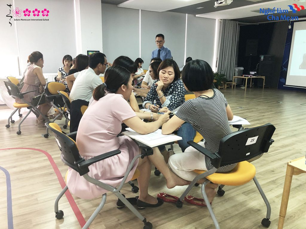 Sôi nổi với buổi coaching “Kỹ năng dẫn giảng lôi cuốn”