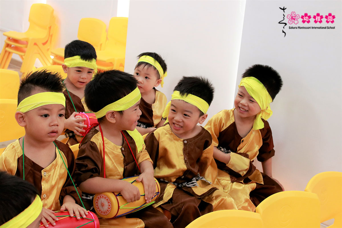 Gần 2.000 học sinh Sakura Montessori náo nức đón lễ khai giảng năm học 2019 - 2020