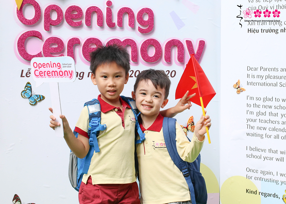 Gần 2.000 học sinh Sakura Montessori náo nức đón lễ khai giảng năm học 2019 - 2020