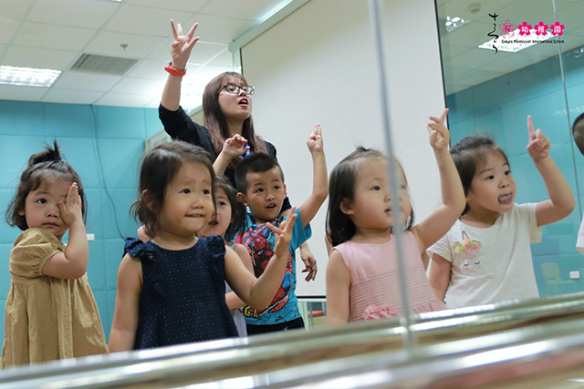 Những nghệ sĩ nhí của Sakura Montessori Hai Bà Trưng