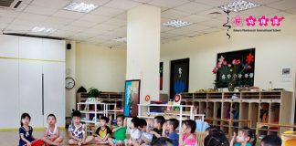 “Du lịch vòng quanh thế giới” cùng thầy Sam Baker