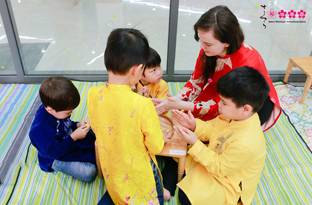 Cùng con trải nghiệm Tết quê hương tại Sakura Montessori Cầu Giấy 14