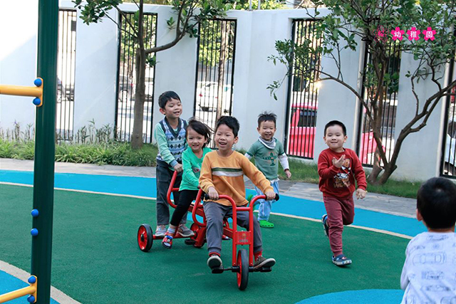 “Mong các con có thể hiểu các cô nhớ các con nhiều như thế nào!” -4