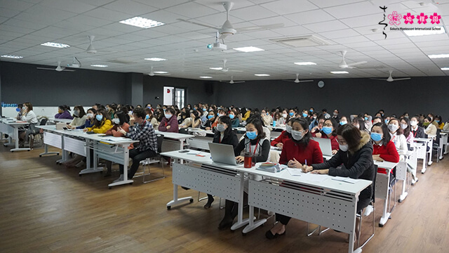 Sakura Montessori đẩy mạnh công tác tổng vệ sinh, khử khuẩn toàn trường 2