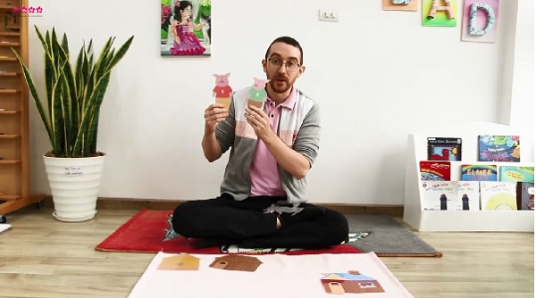 Dạy con vui học Tiếng Anh tại nhà trong mùa dịch cùng giáo viên bản ngữ