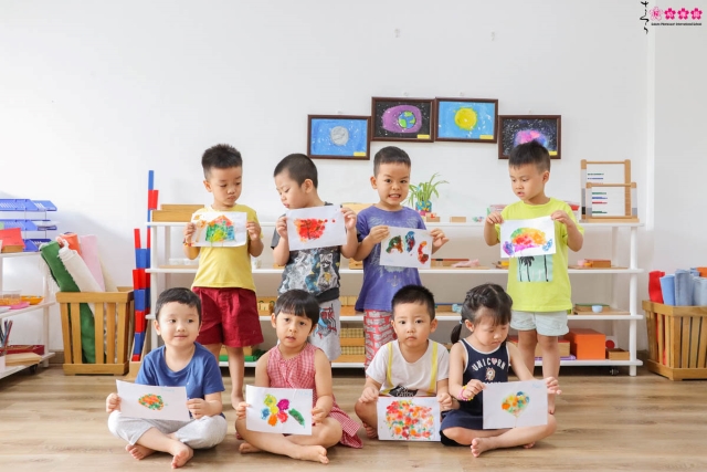 Cùng SMISer Cầu Giấy vẽ tranh bằng “muối”