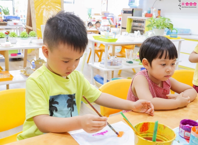 Cùng SMISer Cầu Giấy vẽ tranh bằng “muối”