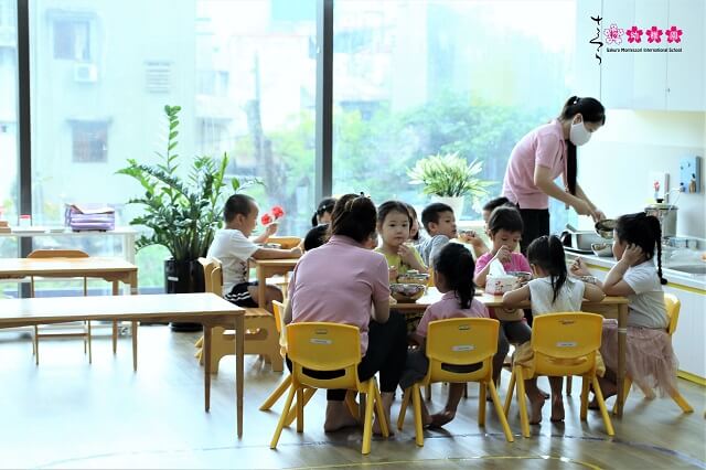 ngay-hoi-ngo-cua-chung-minh-15