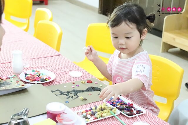 hoi-thao-trai-nghiem-gio-hoc-tieng-anh-hoat-dong-nghe-thuat-1