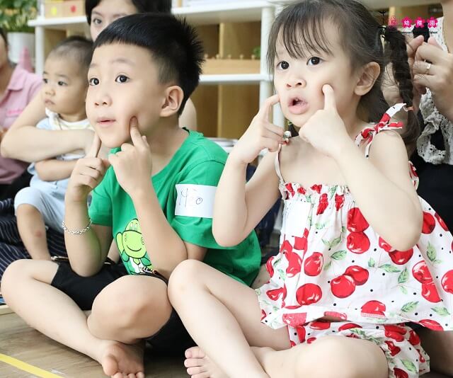 hoi-thao-trai-nghiem-gio-hoc-tieng-anh-hoat-dong-nghe-thuat-9