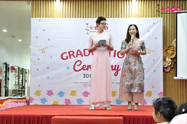 xuc-dong-ngay-ra-truong-cua-cac-smisers-hai-ba-trung