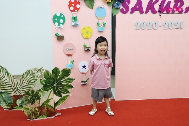 hao-hung-cung-cac-smisers-hai-ba-trung-trong-ngay-dau-tien-cua-nam-hoc-moi-5