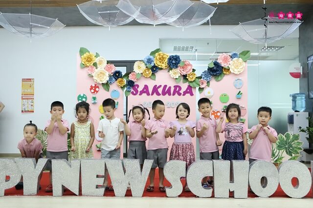 hao-hung-cung-cac-smisers-hai-ba-trung-trong-ngay-dau-tien-cua-nam-hoc-moi-7